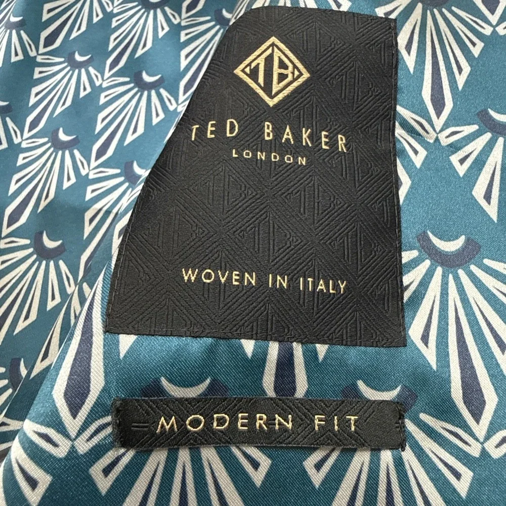 Ted Baker London waistcoat suit vest men's 38R gray wool modern fit dapper Italy